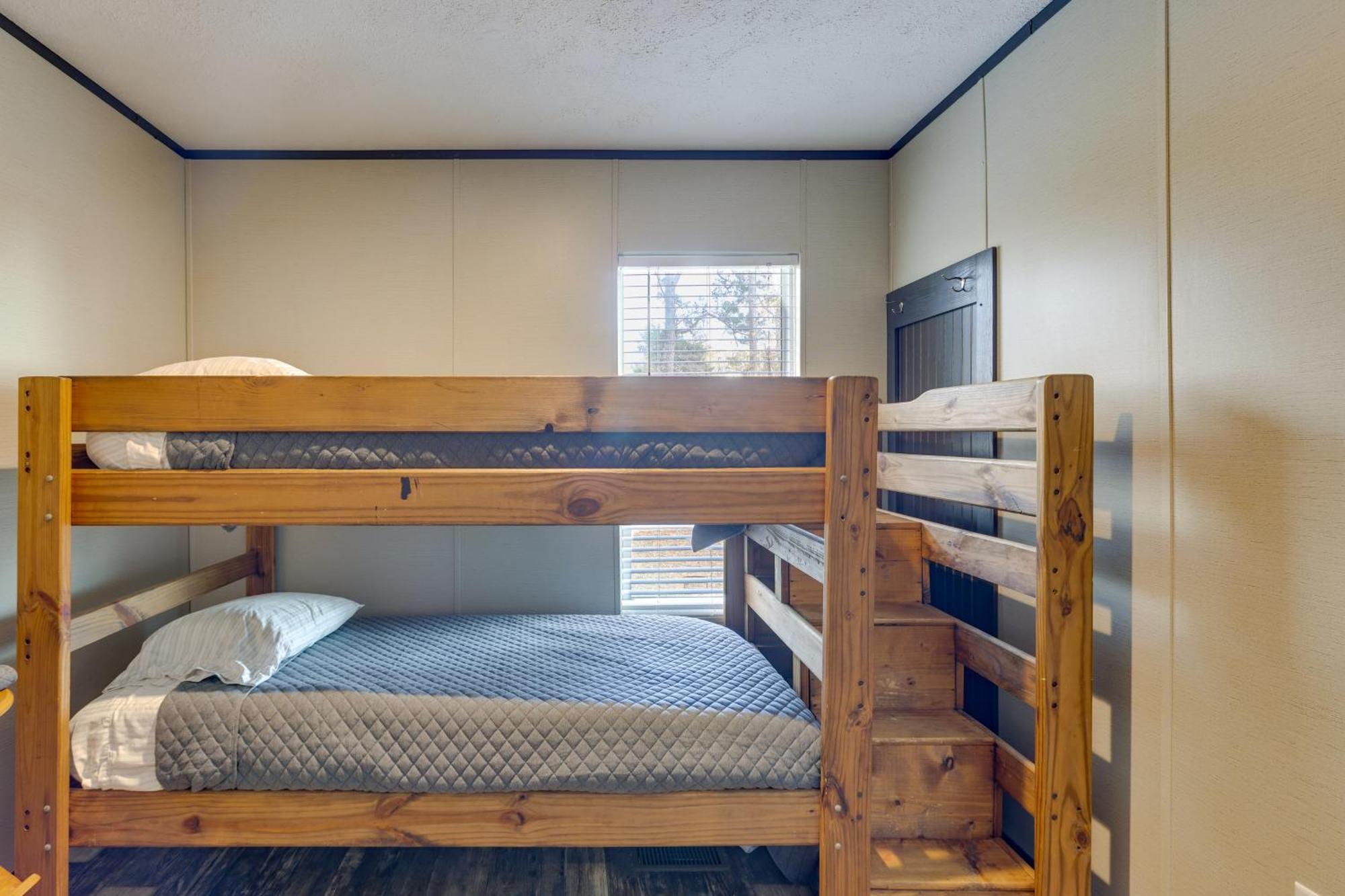 Lakefront Wetumpka Escape With Furnished Deck! Buitenkant foto