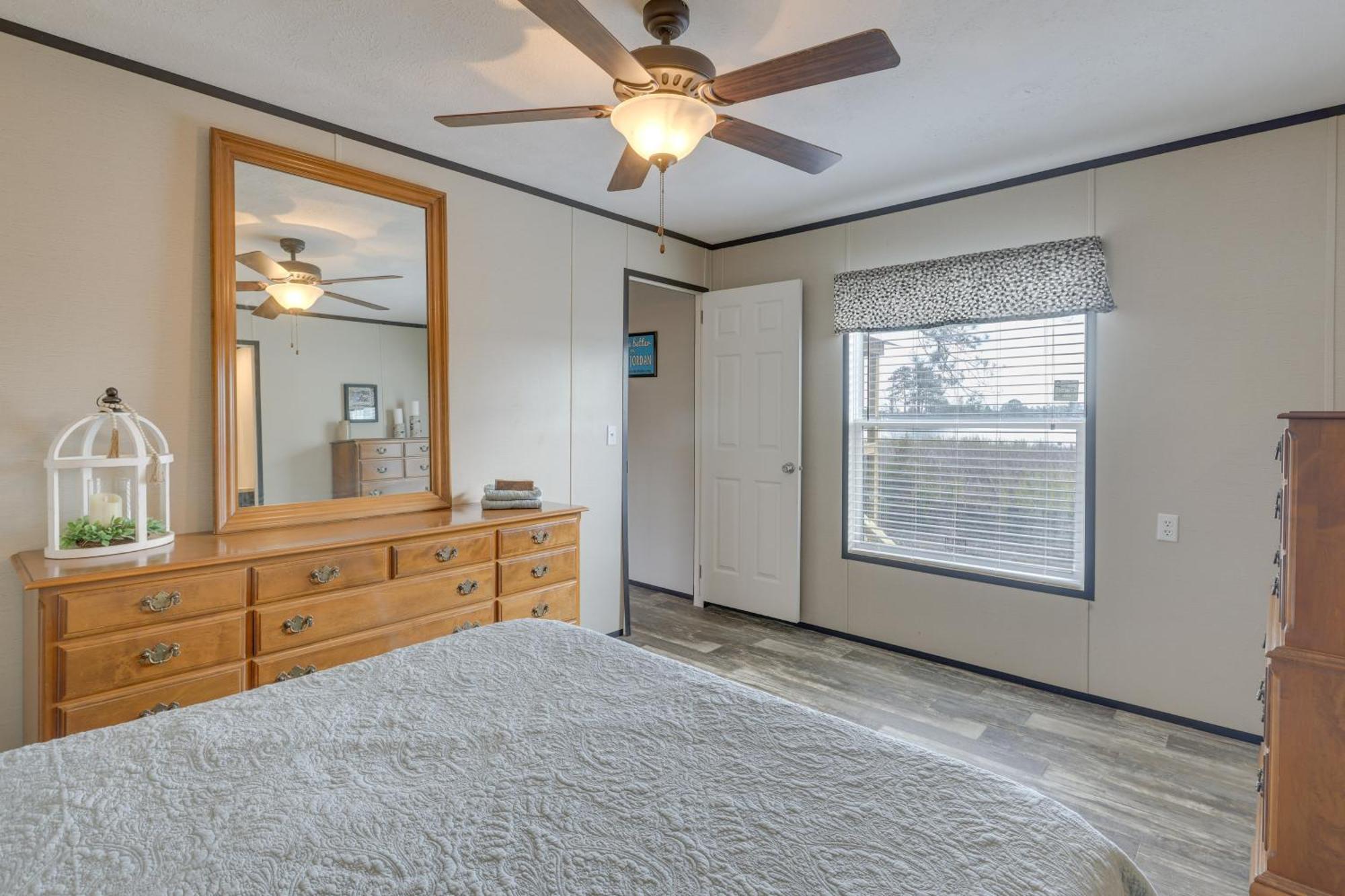 Lakefront Wetumpka Escape With Furnished Deck! Buitenkant foto