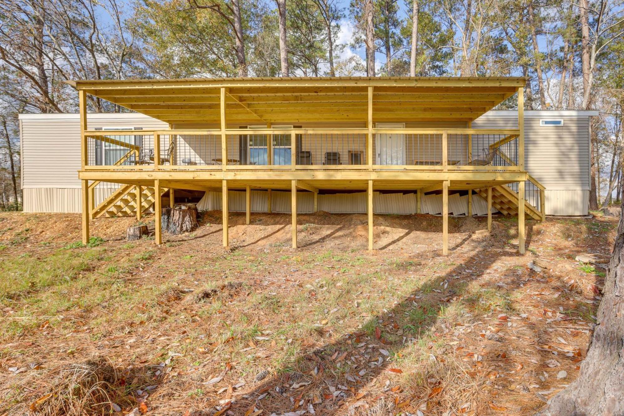 Lakefront Wetumpka Escape With Furnished Deck! Buitenkant foto